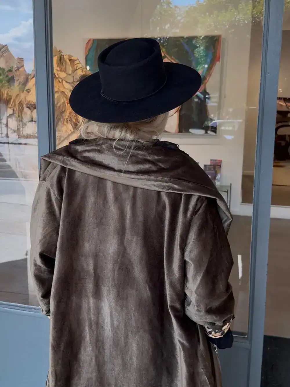 Pure-Madeleine-One-Size-Shawl-Coat-2
